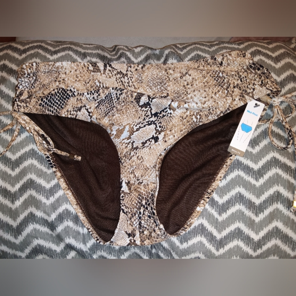 NWOT Snake Skin Time And Tru Bikini Bottoms XL